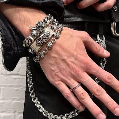 ChromeHearts11